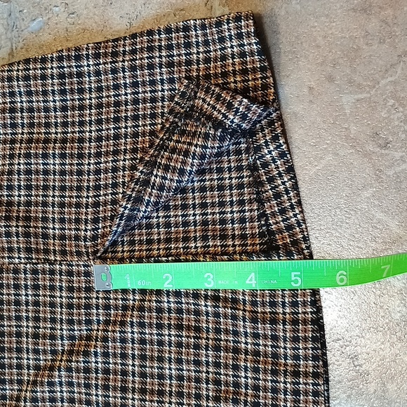 Plaid mini skirt size 11 - Picture 2 of 5